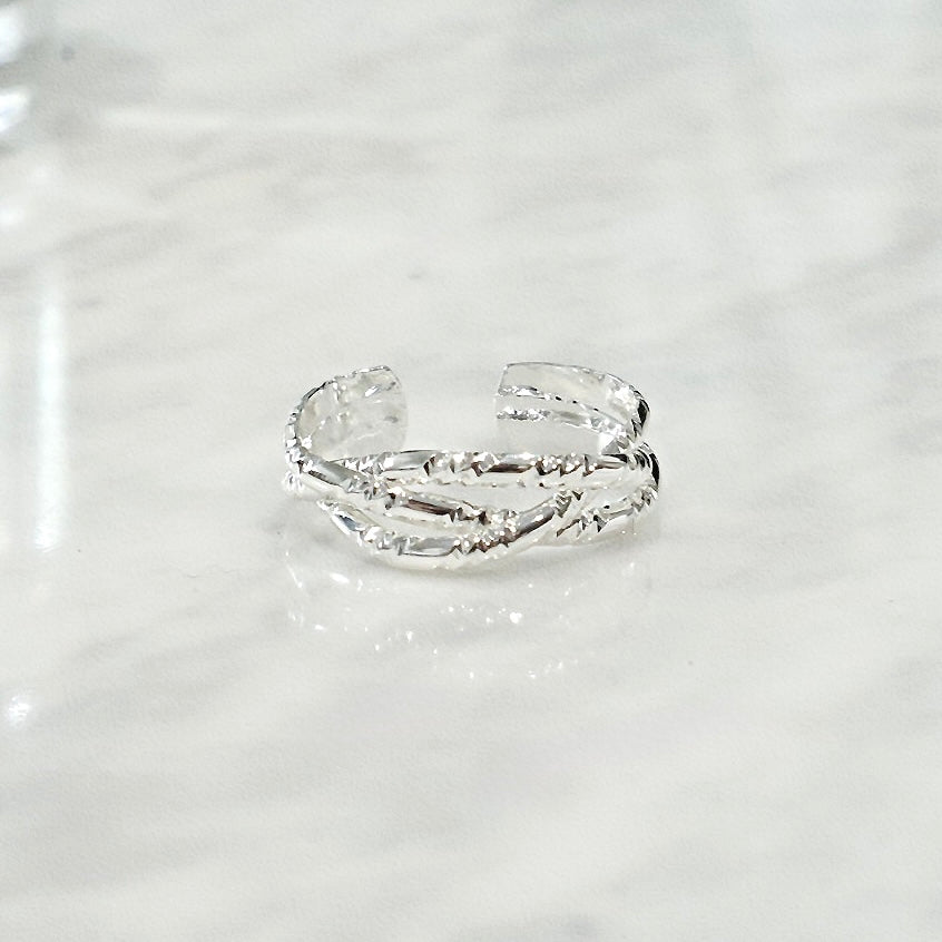 Linea Ring